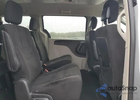 2011 Chrysler Town & Country Touring z USA, uszkodzony, nr VIN 2A4RR5DG4BR770898